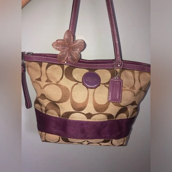 Y2K Coach Purple and Tan Women's Tote bag - Picture 2 of 15